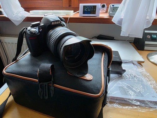 Nikon d3100 2mp - d,